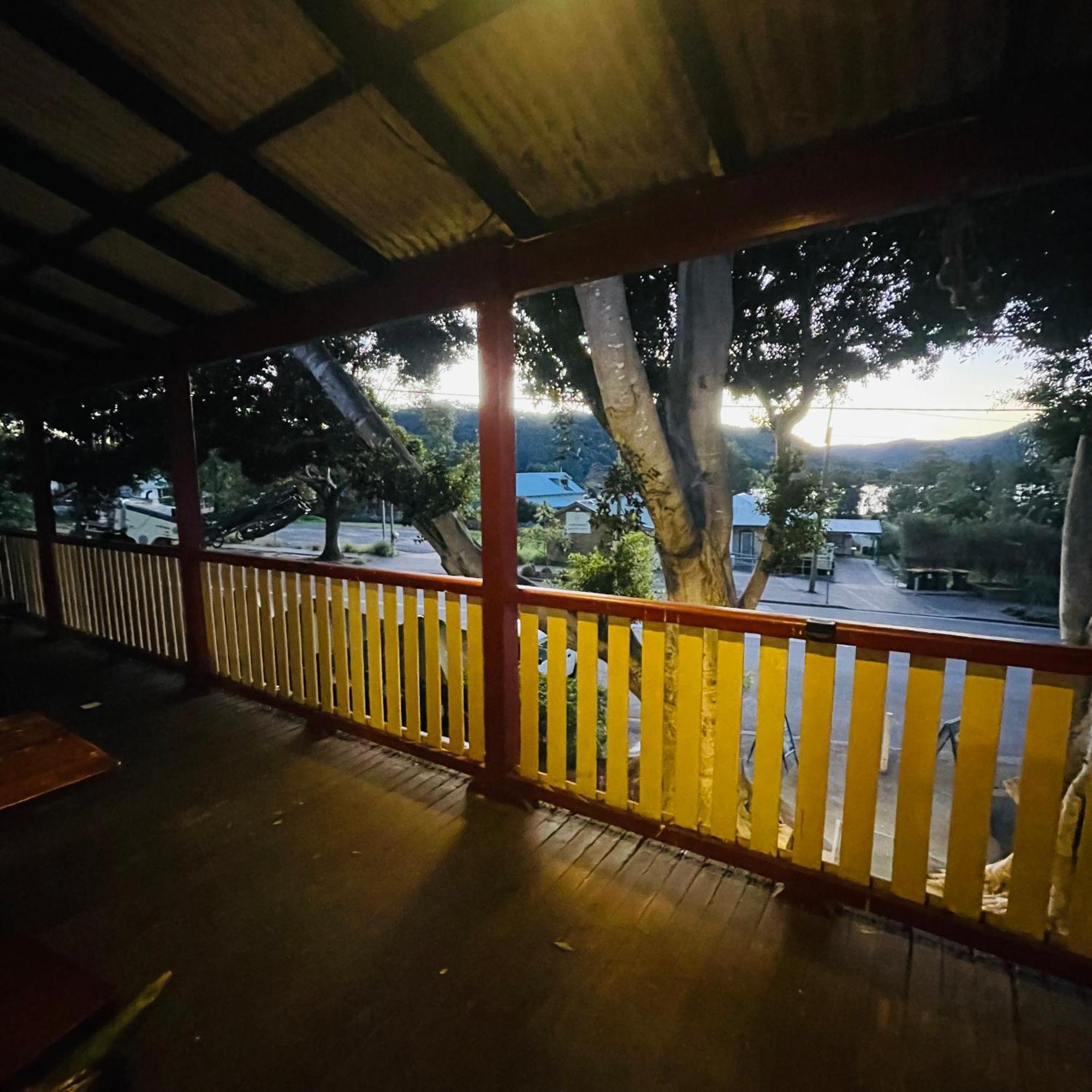 Wisemans Inn ไวส์แมนส์เฟอร์รี ภายนอก รูปภาพ